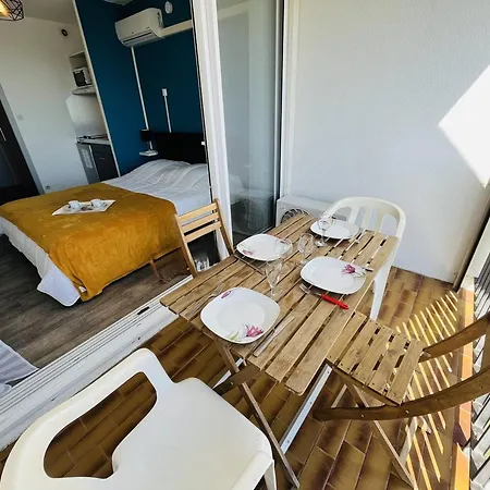 Naturiste Bord De Mer, Terrasse Sud, Clim, Parking - Fr-1-249a-44 * Агд